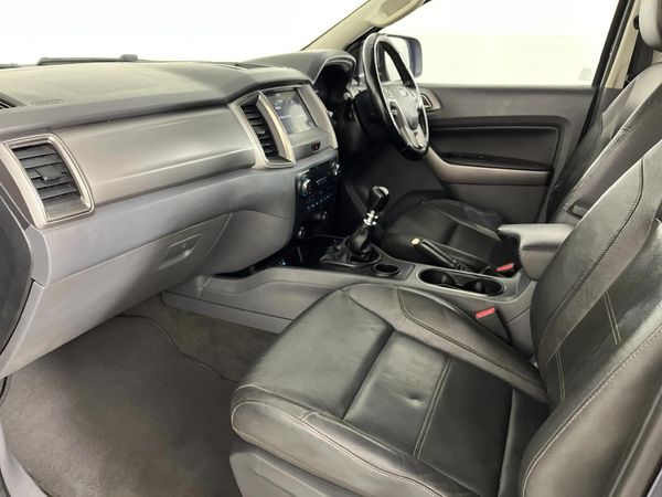 2017-Ford-Everest-22-TDCi-XLT image:5