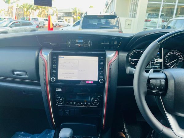 2026-Toyota-Fortuner-28-GD-6-RB-Auto image:7