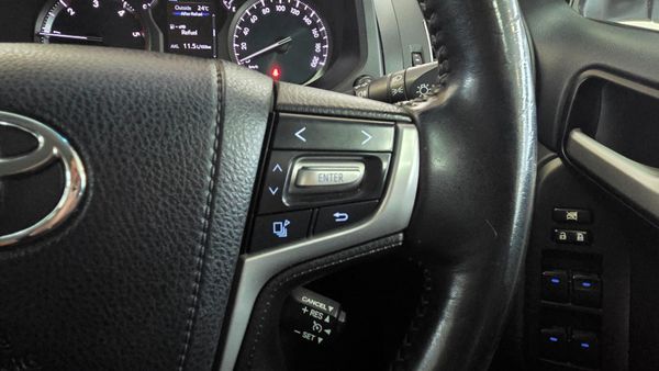 2021-Toyota-Land-Cruiser-Prado-Land-Cruiser-Prado-28GD-VX image:8
