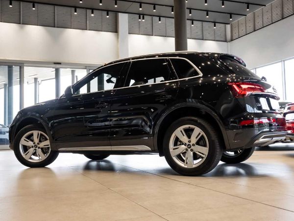 2026-Audi-Q5-40-TDI-quattro-Advanced-Auto image:2