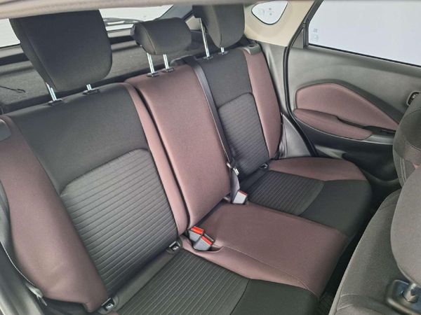 2026-Suzuki-Fronx-15-GL-Auto image:7
