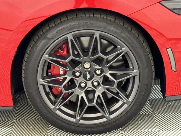 2025-Ford-Mustang-50-GT-Auto image:3