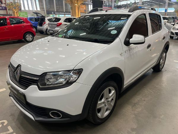 2017-Renault-Sandero-900T-Stepway-Dynamique image:2