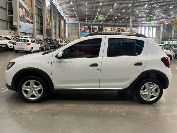 2017-Renault-Sandero-900T-Stepway-Dynamique image:3