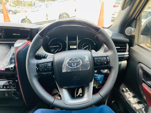 2026-Toyota-Fortuner-28-GD-6-4x4-Auto image:8