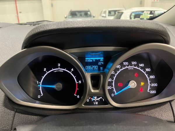 2018-Ford-EcoSport-15-TDCi-Titanium image:9