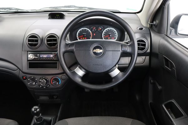 2011-Chevrolet-Aveo-16-L image:13