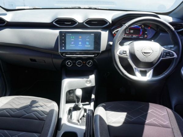 2024-Nissan-Magnite-10T-Acenta-Plus-Auto image:4