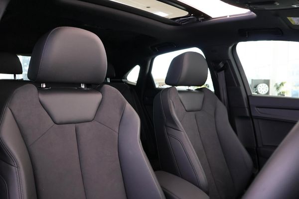 2026-Audi-Q3-Sportback-Black-Edition-35-TFSI image:16