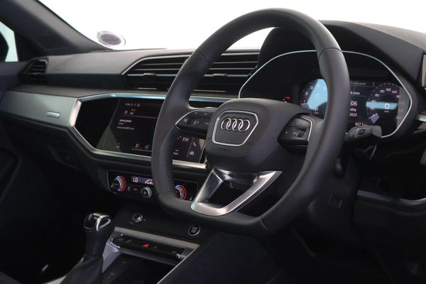 2026-Audi-Q3-Sportback-Black-Edition-35-TFSI image:18