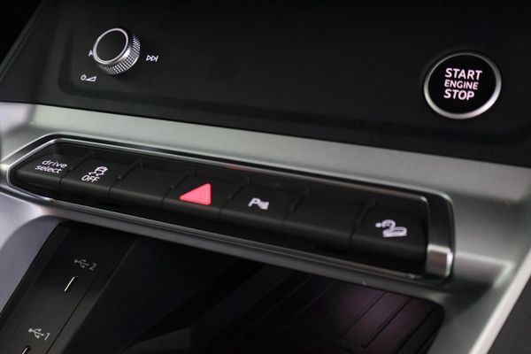 2026-Audi-Q3-Sportback-Black-Edition-35-TFSI image:25