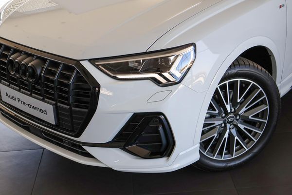 2026-Audi-Q3-Sportback-Black-Edition-35-TFSI image:1