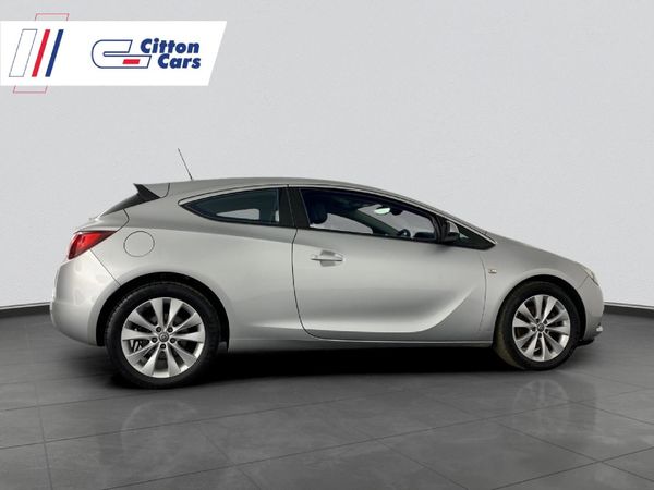 2014-Opel-Astra-GTC-16-Sport-3-dr image:4