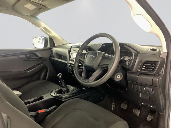 2023-Isuzu-D-Max-19-DDI-HR-L-Single-Cab image:14