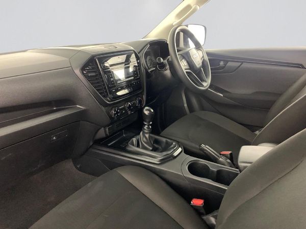 2023-Isuzu-D-Max-19-DDI-HR-L-Single-Cab image:16