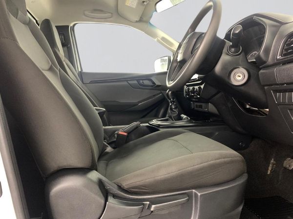 2023-Isuzu-D-Max-19-DDI-HR-L-Single-Cab image:18