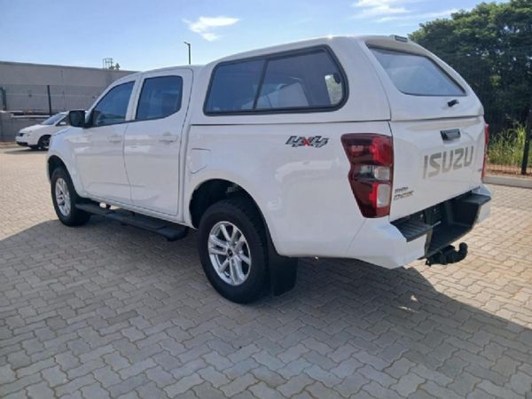 2023-Isuzu-D-Max-19-DDI-LS-4x4-Auto-Double-Cab image:5