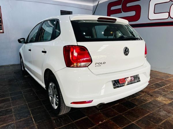 2024-Volkswagen-Polo-Vivo-14-Trendline-5-dr image:3