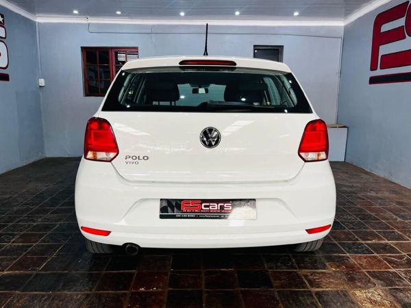 2024-Volkswagen-Polo-Vivo-14-Trendline-5-dr image:4