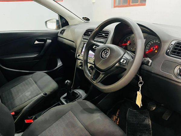 2024-Volkswagen-Polo-Vivo-14-Trendline-5-dr image:6
