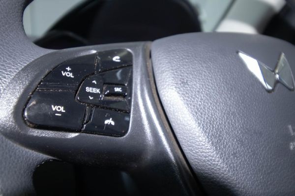 2025-Mahindra-XUV-3XO-12T-MX3-Auto image:17