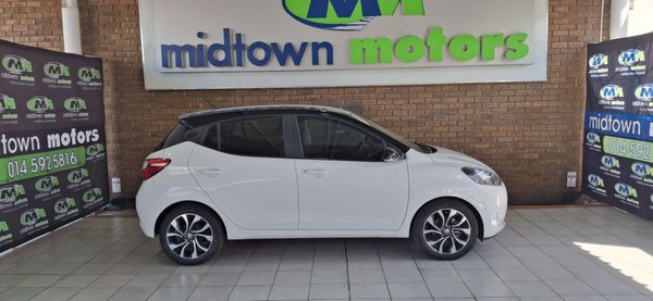 2022-Hyundai-Grand-i10-12-Fluid image:1