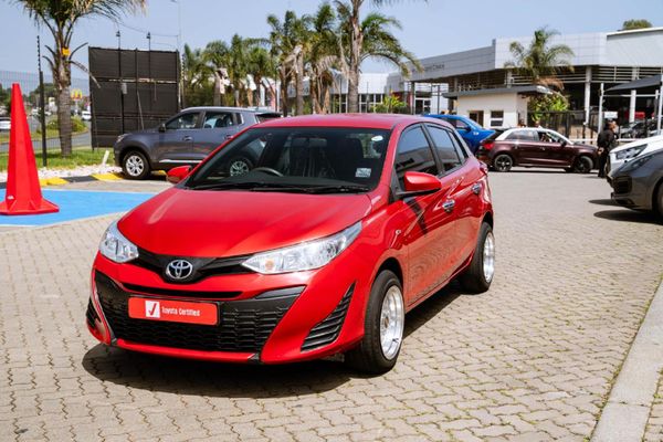2019-Toyota-Yaris-15-XI-5-dr image:1