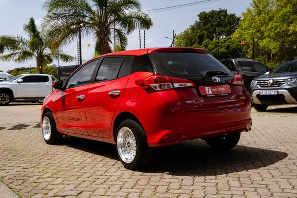 2019-Toyota-Yaris-15-XI-5-dr image:4