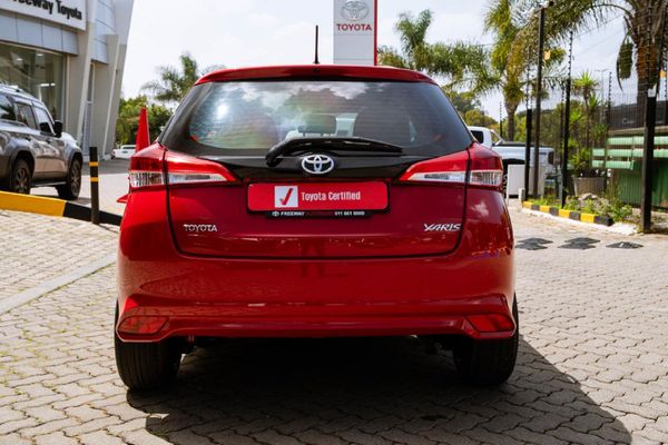 2019-Toyota-Yaris-15-XI-5-dr image:5