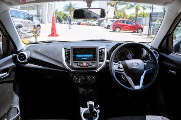 2025-Toyota-Vitz-10-XR-AMT image:17