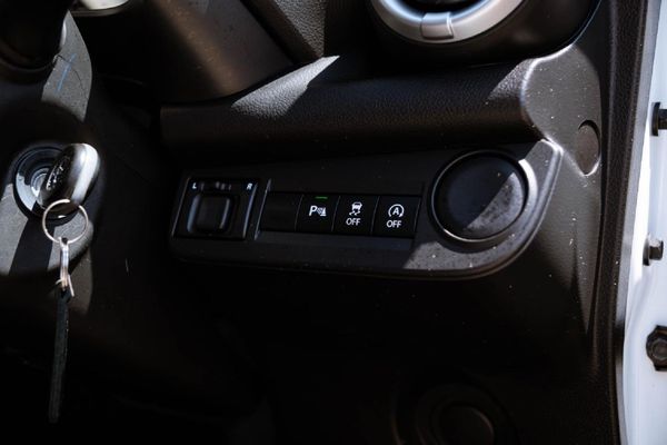 2025-Toyota-Vitz-10-XR-AMT image:19