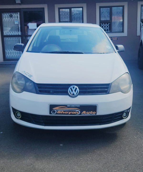 2014-Volkswagen-Polo-Vivo-GP-14-Trendline-5-dr image:3