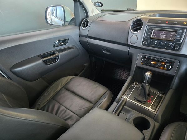 2015-Volkswagen-Amarok-20-BiTDI-Highline-132kW-4Motion-Auto-Double-Cab image:13