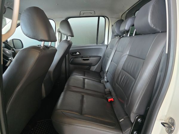2015-Volkswagen-Amarok-20-BiTDI-Highline-132kW-4Motion-Auto-Double-Cab image:17