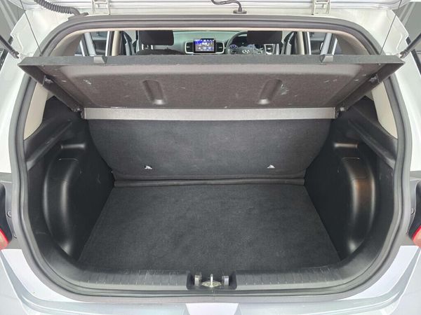 2021-Hyundai-Venue-10-TGDI-Motion image:12