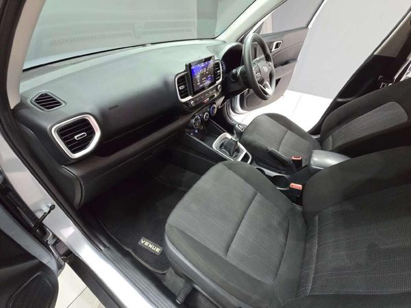 2021-Hyundai-Venue-10-TGDI-Motion image:14