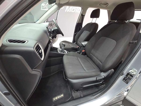 2021-Hyundai-Venue-10-TGDI-Motion image:15