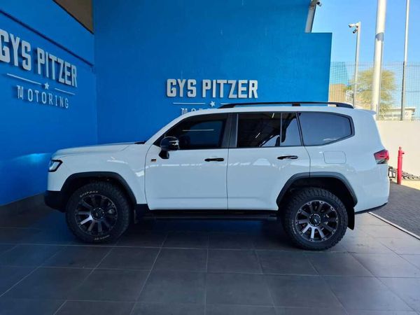 2023-Toyota-Land-Cruiser-300-V6-35-T-GR-S image:6
