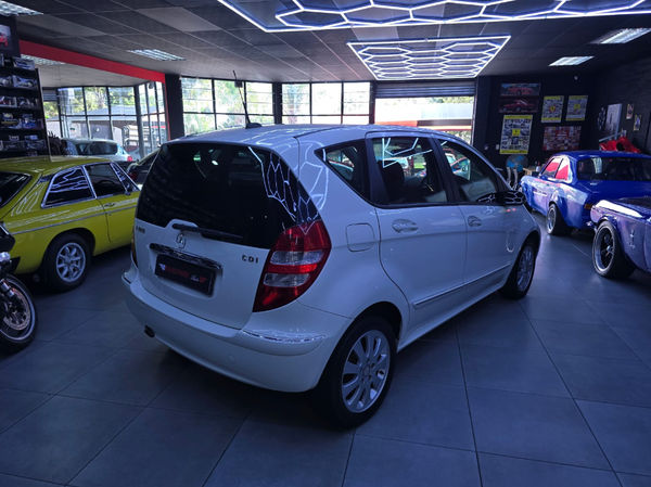 2008-Mercedes-Benz-A-Class-Mercedes-Benz-A-Class-A180CDI-Elegance image:9