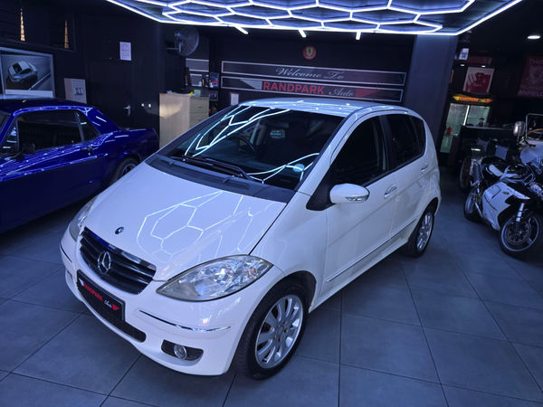 2008-Mercedes-Benz-A-Class-Mercedes-Benz-A-Class-A180CDI-Elegance image:3