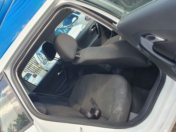 2025-Volkswagen-Polo-Vivo-VW-POLO-VIVO-LIFE-16-AUTO image:5
