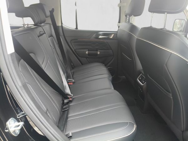 2026-GWM-Tank-300-24TD-Ultra-Luxury-4x4-Auto image:13