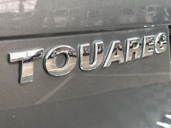 2015-Volkswagen-Touareg-GP-30-V6-TDI-Luxury-Auto image:11