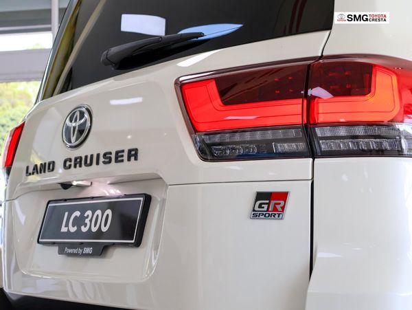 2026-Toyota-Land-Cruiser-300-V6-35T-GR-S image:12