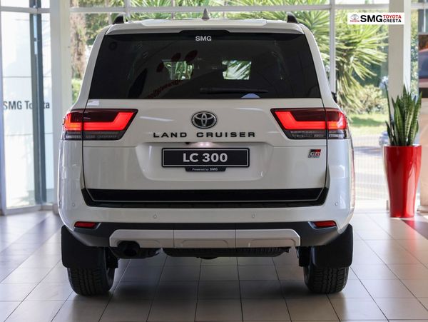 2026-Toyota-Land-Cruiser-300-V6-35T-GR-S image:8