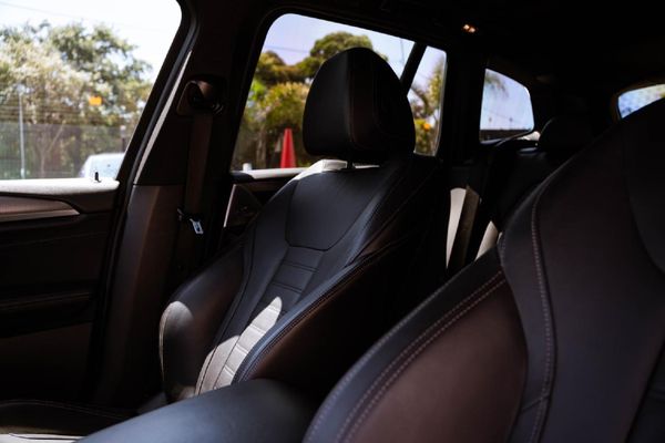 2021-BMW-X3-xDRIVE-20d-Mzansi-Edition-G01 image:13