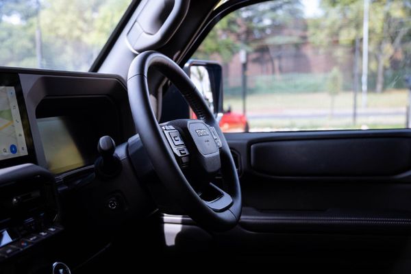2025-Toyota-Land-Cruiser-Prado-VX-R-28GD-Auto image:14