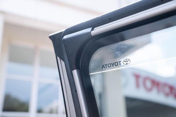 2025-Toyota-Land-Cruiser-Prado-VX-R-28GD-Auto image:17