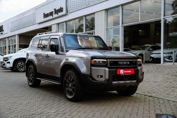 2025-Toyota-Land-Cruiser-Prado-VX-R-28GD-Auto image:1