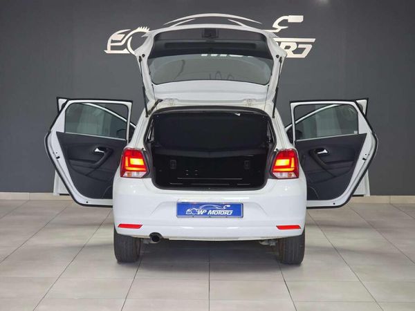 2023-Volkswagen-Polo-Vivo-16-Comfortline-Auto-5-dr image:11
